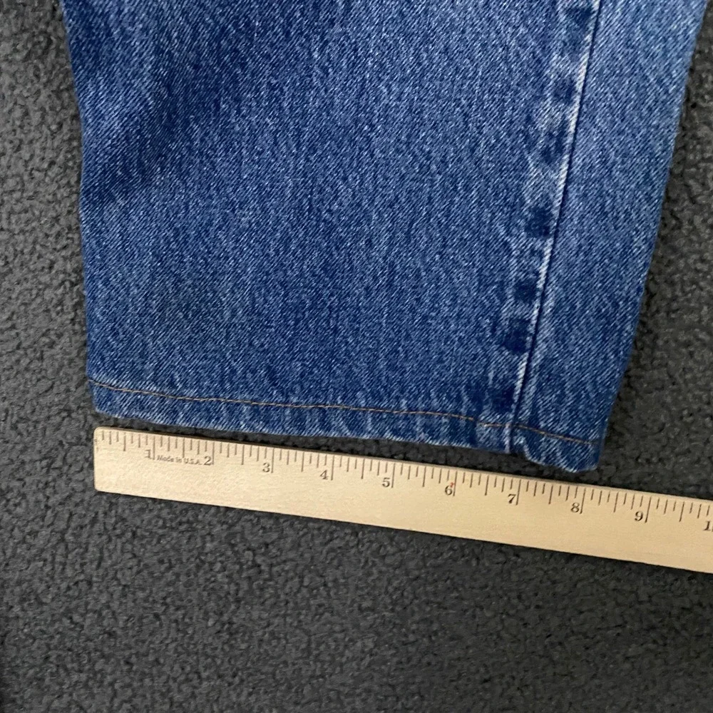 Levis please note